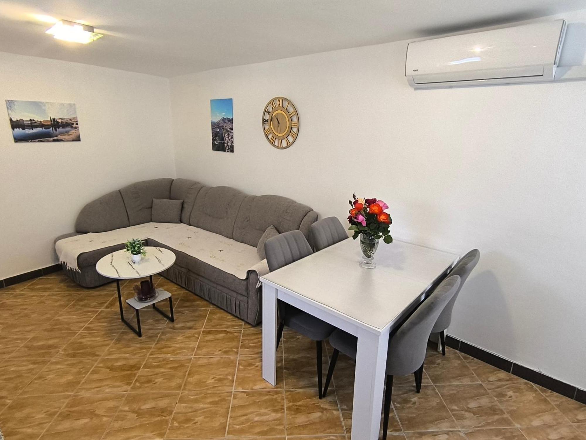 Apartman Vukalovic تريبينيي المظهر الخارجي الصورة